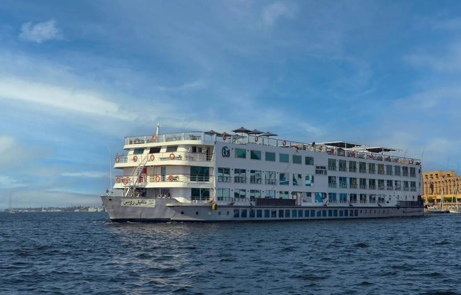 3 Days Luxury Nile Cruise from Aswan to Luxor with Balloon Ride